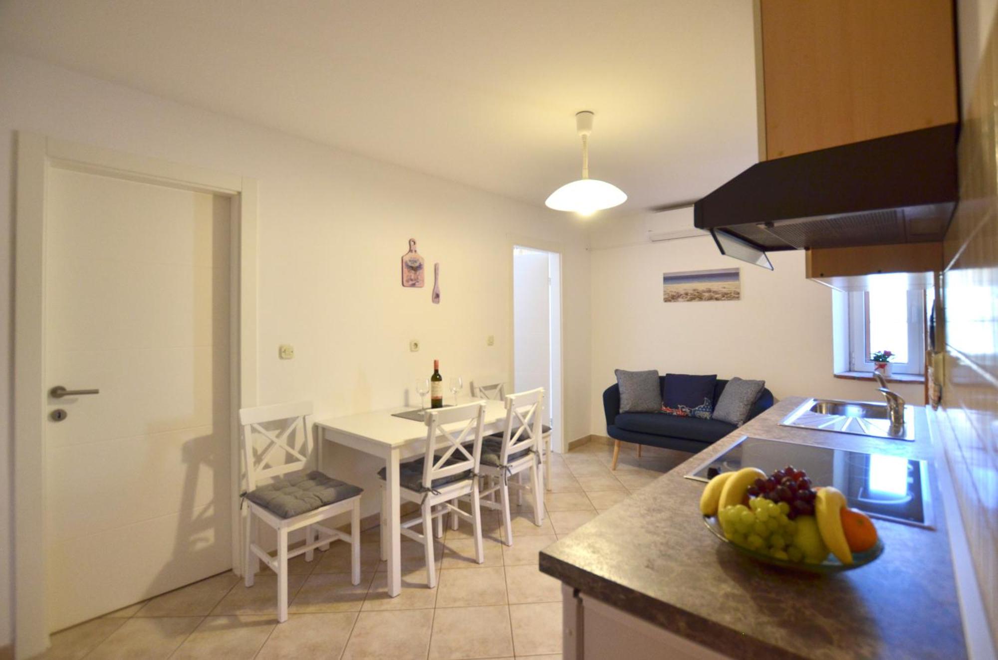 Apartment Percic Tar-Vabriga ภายนอก รูปภาพ