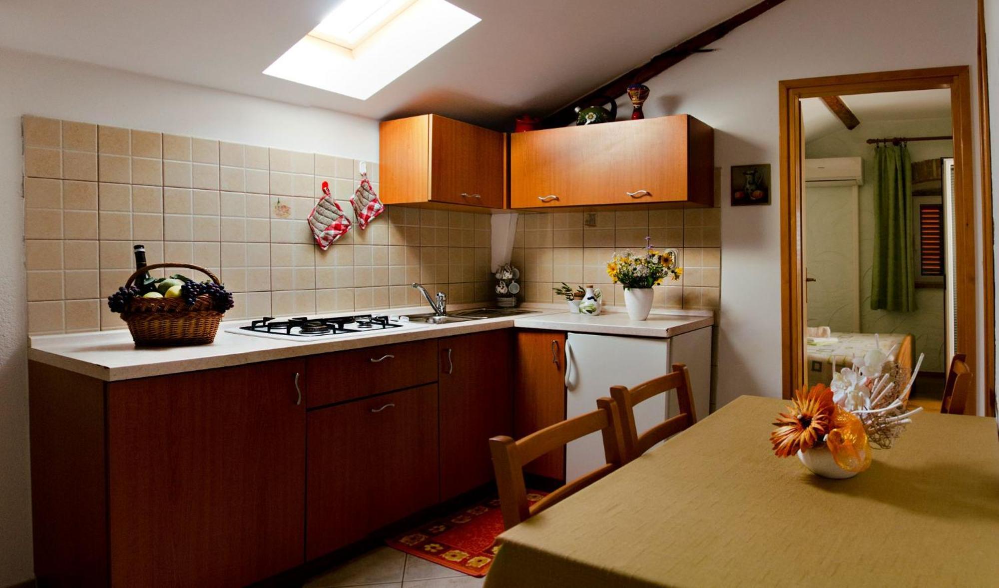 Apartment Percic Tar-Vabriga ภายนอก รูปภาพ